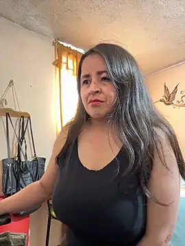 Snapshot of latinfemale chatting on February 2, 2026, 7:56 pm latinfemale online show from February 2, 2026, 7:56 pm