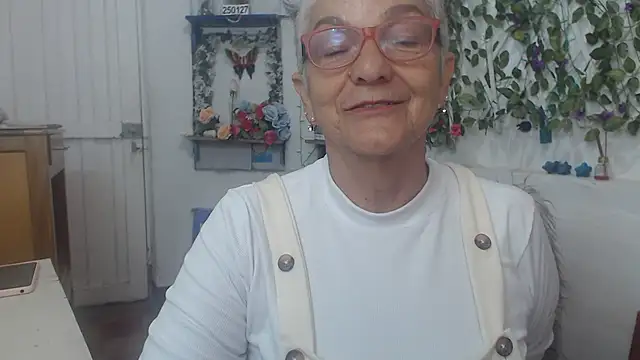FunnyGrandma online show from February 13, 2025, 1:29 am