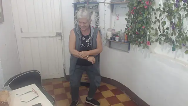 FunnyGrandma online show from March 14, 2025, 11:53 pm