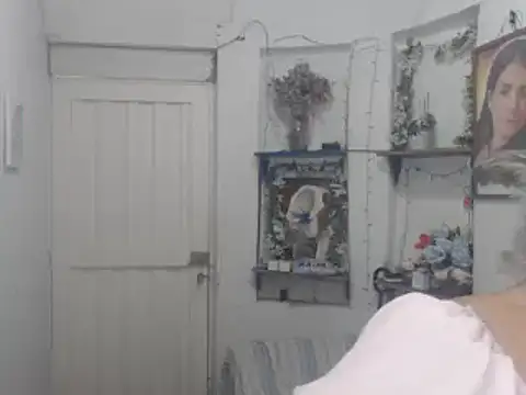 FunnyGrandma online show from September 14, 2025, 2:11 am