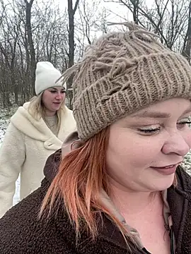 Model9798 online show from February 11, 2026, 8:52 am