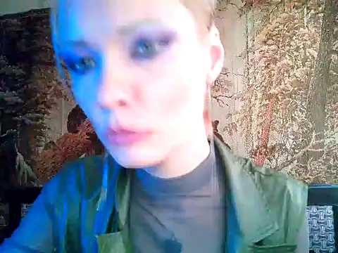 WildMissNiks online show from February 2, 2025, 1:19 pm