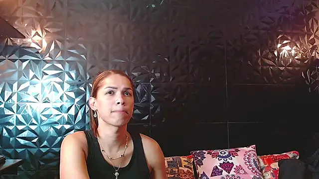 Snapshot of PINK__LOLA1 chatting on February 11, 2026, 12:37 am PINK LOLA1 online show from February 11, 2026, 12:37 am