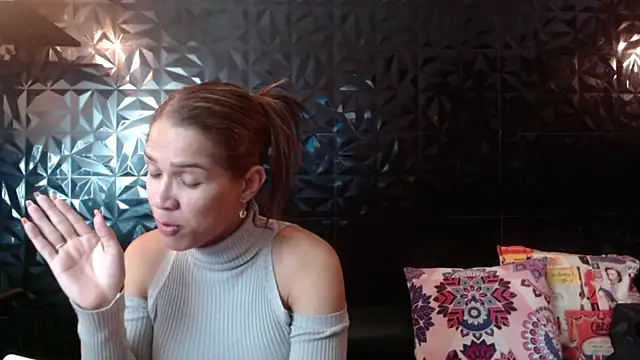 Snapshot of PINK__LOLA1 chatting on February 20, 2026, 11:54 am PINK LOLA1 online show from February 20, 2026, 11:54 am