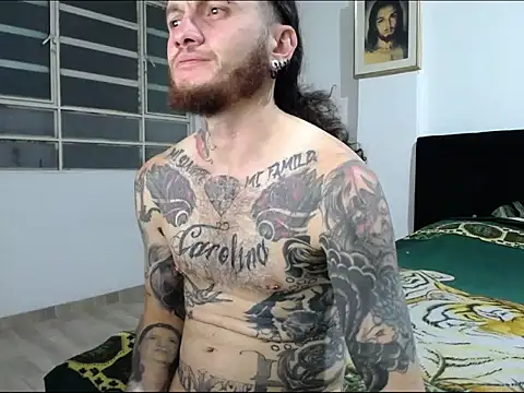 Snapshot of raggaman_ chatting on February 6, 2026, 2:27 am raggaman online show from February 6, 2026, 2:27 am