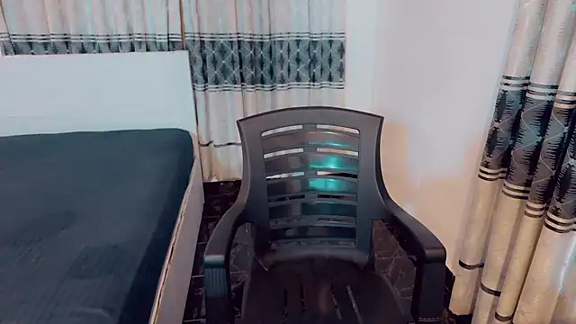 Snapshot of SonY_CaM chatting on January 19, 2026, 8:18 am SonY CaM online show from January 19, 2026, 8:18 am