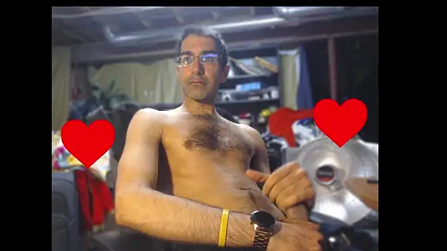 Gsmile1 online show from March 1, 2025, 5:16 pm