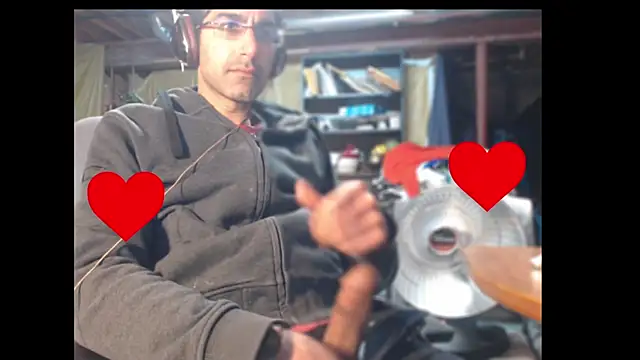 Gsmile1 online show from March 1, 2025, 10:10 pm