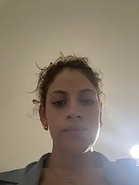 alana15 online show from February 5, 2025, 12:31 am