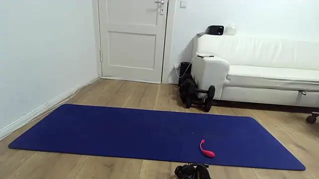 Snapshot of fit_ass_2021 chatting on October 7, 2025, 8:17 pm fit ass 2021 online show from October 7, 2025, 8:17 pm