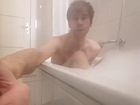 Snapshot of fit_ass_2021 chatting on December 17, 2025, 5:30 pm fit ass 2021 online show from December 17, 2025, 5:30 pm