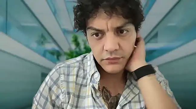 Snapshot of GruesoMexico chatting on January 30, 2025, 11:13 pm GruesoMexico online show from January 30, 2025, 11:13 pm