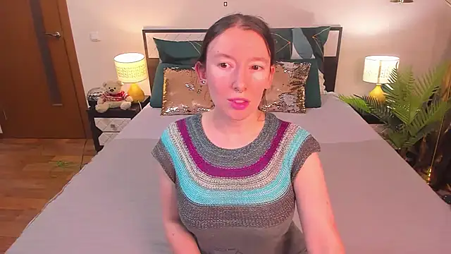 Snapshot of CatherineWalls chatting on February 24, 2026, 1:36 am CatherineWalls online show from February 24, 2026, 1:36 am