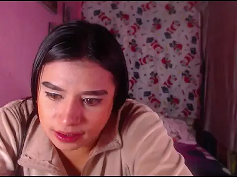 katrinawillff online show from December 23, 2025, 4:54 am