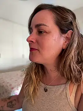 Snapshot of misslulipop chatting on March 17, 2025, 7:37 pm misslulipop online show from March 17, 2025, 7:37 pm