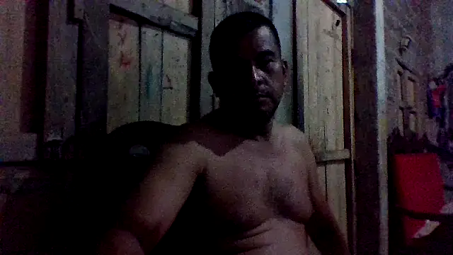 Snapshot of axomen chatting on January 9, 2025, 2:43 am axomen online show from January 9, 2025, 2:43 am