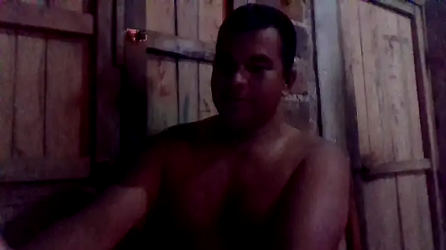 Snapshot of axomen chatting on December 15, 2025, 3:44 am axomen online show from December 15, 2025, 3:44 am