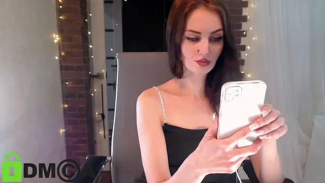 Snapshot of ms_kelarini chatting on February 14, 2026, 4:15 pm ms kelarini online show from February 14, 2026, 4:15 pm