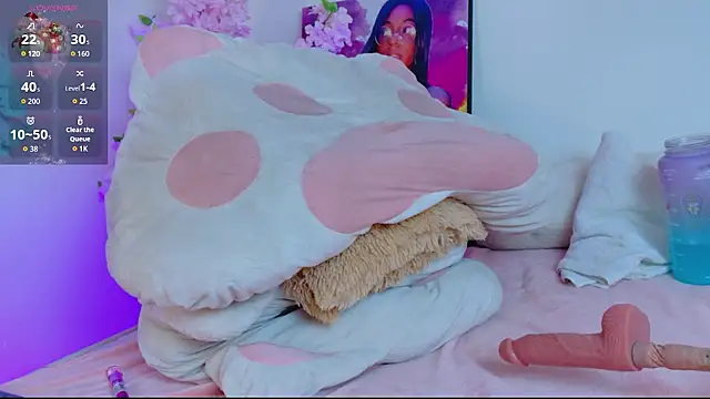 HollyJorda online show from February 15, 2026, 7:51 am