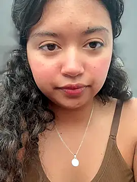 Snapshot of Peach_Girll chatting on February 13, 2026, 2:24 pm Peach Girll online show from February 13, 2026, 2:24 pm