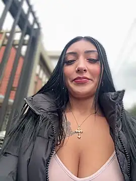 Snapshot of Kathy_bella18 chatting on December 2, 2025, 1:39 pm Kathy bella18 online show from December 2, 2025, 1:39 pm