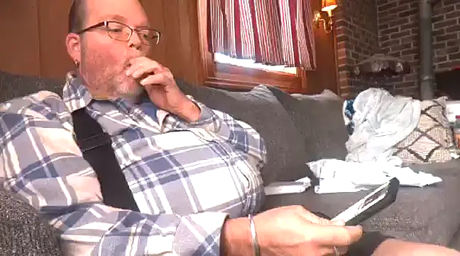 Snapshot of mrwizard4570 chatting on December 23, 2024, 7:41 pm mrwizard4570 online show from December 23, 2024, 7:41 pm