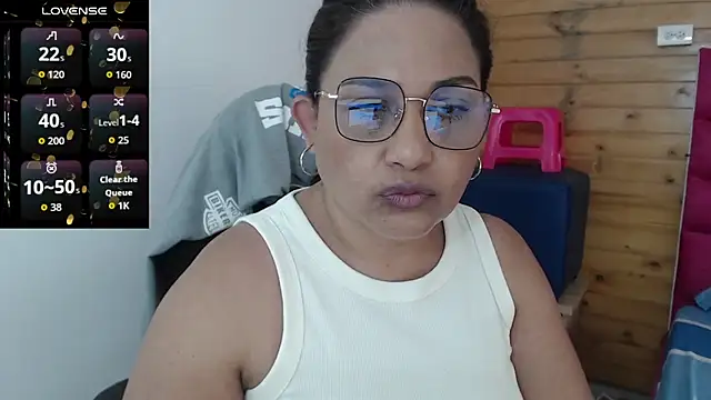 Snapshot of Katha_Marck chatting on November 21, 2025, 4:16 pm Katha Marck online show from November 21, 2025, 4:16 pm