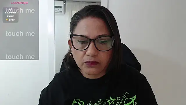 Snapshot of Katha_Marck chatting on January 12, 2026, 2:00 pm Katha Marck online show from January 12, 2026, 2:00 pm