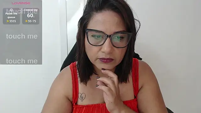 Snapshot of Katha_Marck chatting on February 9, 2026, 12:53 pm Katha Marck online show from February 9, 2026, 12:53 pm