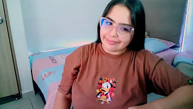  alicia z online show from February 8, 2025, 5:50 pm