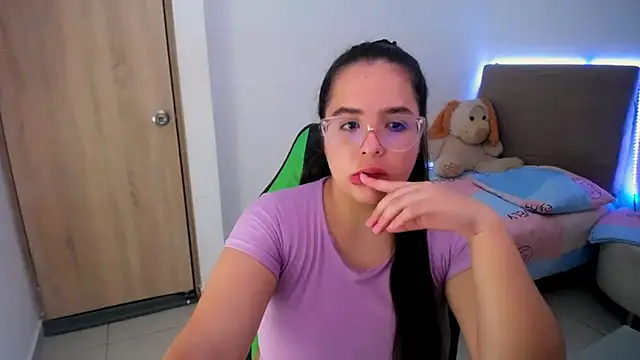  alicia z online show from March 21, 2025, 10:06 pm