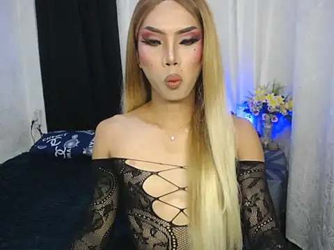 Snapshot of MirabelleNotch chatting on February 20, 2026, 1:33 pm MirabelleNotch online show from February 20, 2026, 1:33 pm