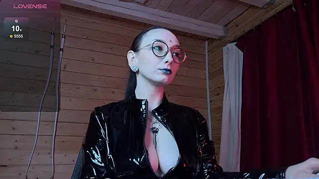 Jinhee Noir online show from February 8, 2026, 9:40 pm