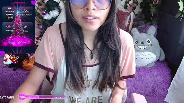 Snapshot of MidoriQuiinn chatting on December 22, 2024, 1:55 pm MidoriQuiinn online show from December 22, 2024, 1:55 pm