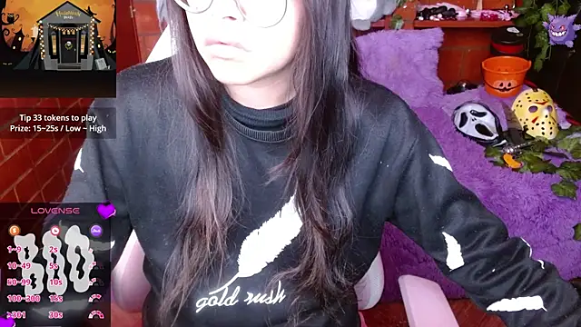 Snapshot of MidoriQuiinn chatting on October 13, 2025, 1:55 pm MidoriQuiinn online show from October 13, 2025, 1:55 pm