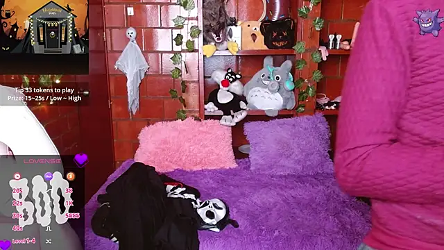 Snapshot of MidoriQuiinn chatting on October 29, 2025, 2:19 pm MidoriQuiinn online show from October 29, 2025, 2:19 pm