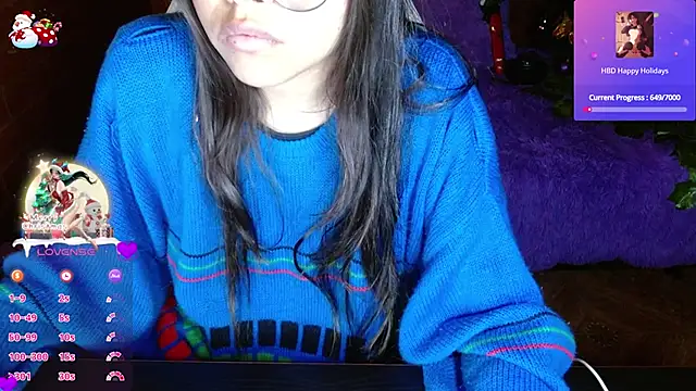 Snapshot of MidoriQuiinn chatting on December 16, 2025, 10:09 am MidoriQuiinn online show from December 16, 2025, 10:09 am