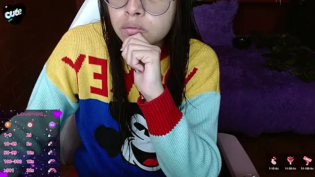 Snapshot of MidoriQuiinn chatting on February 4, 2026, 2:34 pm MidoriQuiinn online show from February 4, 2026, 2:34 pm