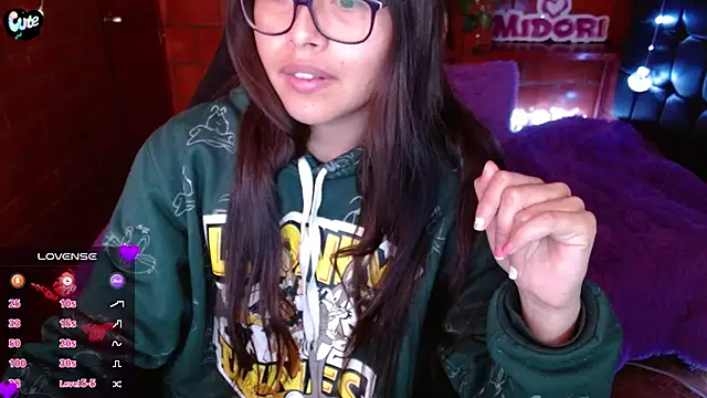 Snapshot of MidoriQuiinn chatting on February 28, 2026, 2:18 pm MidoriQuiinn online show from February 28, 2026, 2:18 pm