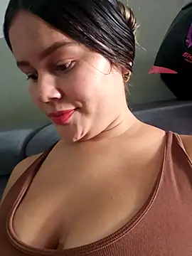 sweet lucia online show from February 9, 2026, 4:55 pm