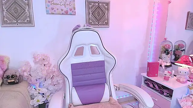 Foxy Megan online show from September 29, 2025, 7:08 pm