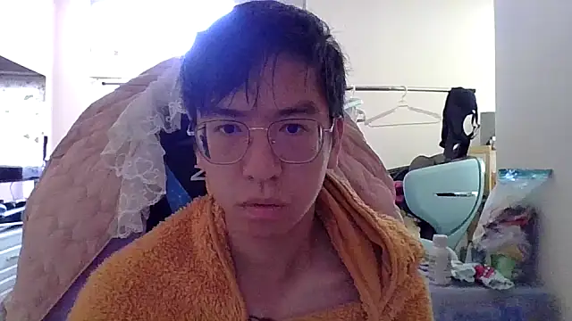 charlie xdd online show from March 8, 2025, 6:32 am