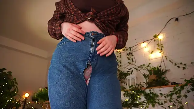 Snapshot of ScarletBlaze chatting on February 21, 2026, 6:20 pm ScarletBlaze online show from February 21, 2026, 6:20 pm