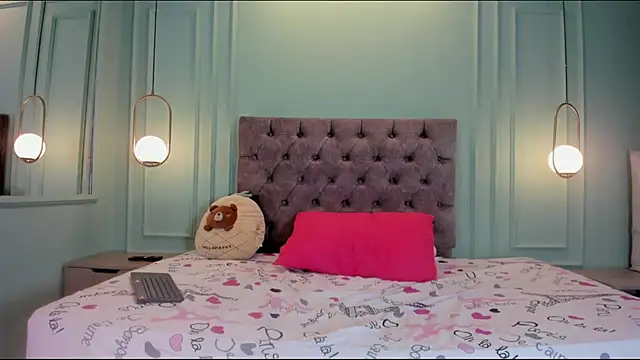 Snapshot of kathe_hot chatting on December 17, 2024, 2:55 am kathe hot online show from December 17, 2024, 2:55 am