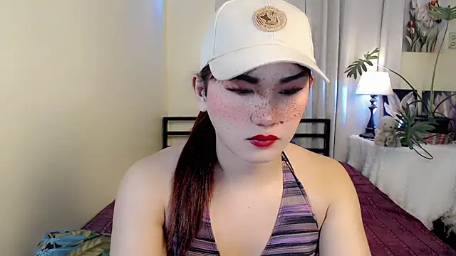 Snapshot of beatrice_21 chatting on February 3, 2026, 12:21 pm beatrice 21 online show from February 3, 2026, 12:21 pm