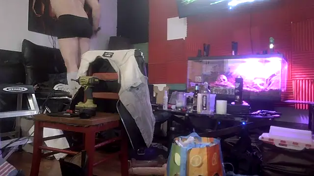 Snapshot of TheHellBilly chatting on February 9, 2026, 5:22 am TheHellBilly online show from February 9, 2026, 5:22 am