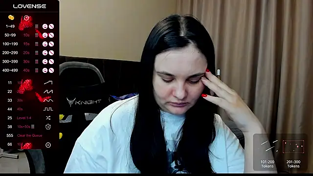 Snapshot of AlanaBrox chatting on January 13, 2026, 4:12 pm AlanaBrox online show from January 13, 2026, 4:12 pm