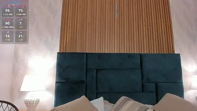 Snapshot of Kareena_chopra chatting on February 12, 2026, 12:11 pm Kareena chopra online show from February 12, 2026, 12:11 pm