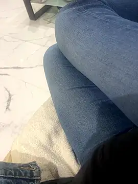 Cezar993 online show from January 8, 2026, 9:50 pm