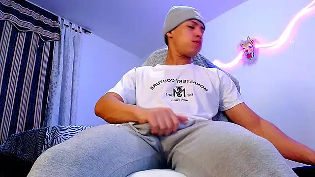 littleyork online show from December 19, 2025, 10:11 am